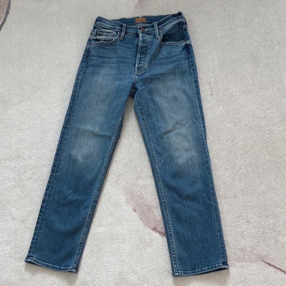 MOTHER Cropped Denim Jeans in Classic Blue